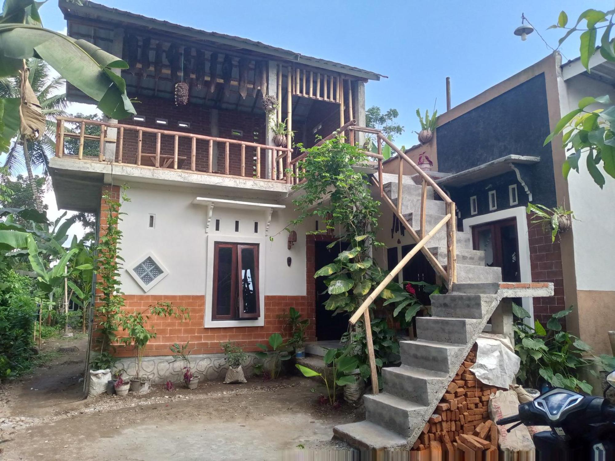Syaqila Homestay Lombok Tetebatu Extérieur photo