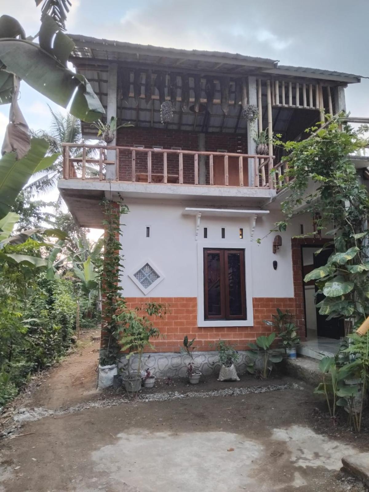 Syaqila Homestay Lombok Tetebatu Extérieur photo